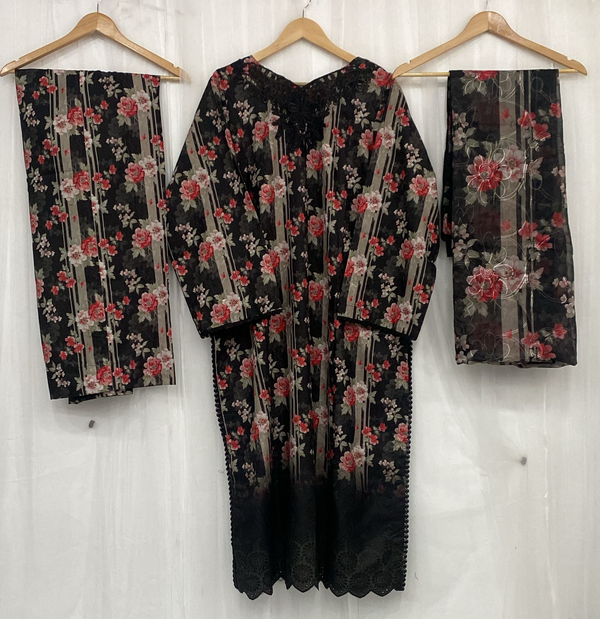 Saara Embroidered 3-Piece Readymade SuitSN06